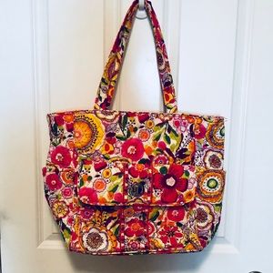 Lovely Vera Bradley Clementine All-in-One Tote